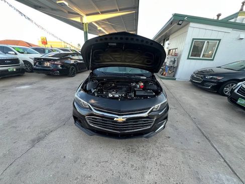 Used 2017 Chevrolet Malibu LS FWD image 20