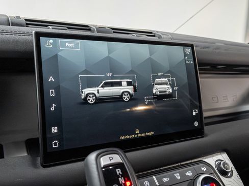 Used 2022 Land Rover Defender 110 S image 59
