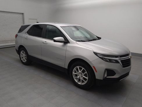 Used 2022 Chevrolet Equinox LT image 11