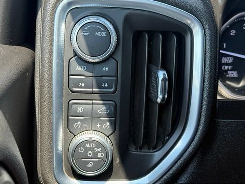 Used 2021 GMC Sierra 1500 SLT w/ SLT Premium Plus Package AWD/4WD image 7