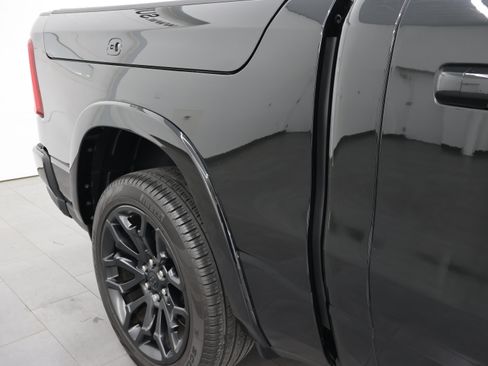 Used 2025 RAM 1500 Limited AWD/4WD image 29