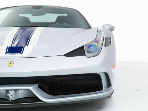 Certified 2015 Ferrari 458 Speciale A image 15
