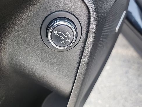 Used 2022 Chevrolet TrailBlazer RS w/ Sun and Liftgate Package FWD image 24