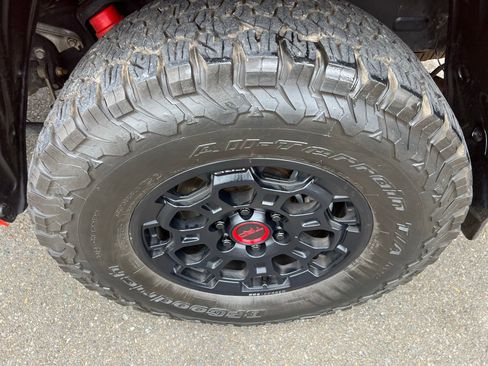 Used 2022 Toyota Tundra TRD Pro AWD/4WD image 13