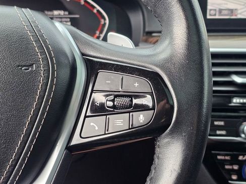 Used 2020 BMW 540i w/ Executive Package image 31