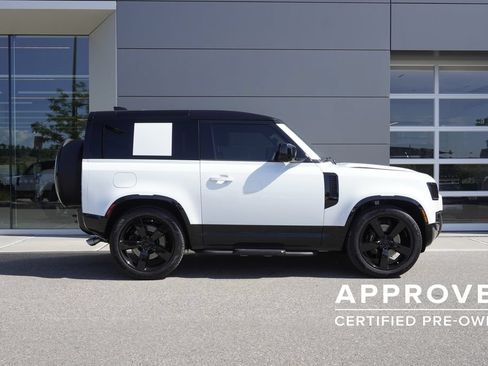 Used 2026 Land Rover Defender 90 V8 AWD/4WD image 7