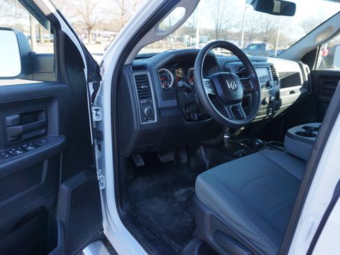 Used 2018 RAM 3500 Tradesman w/ Chrome Appearance Group image 7