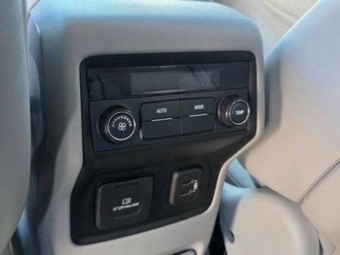 Used 2019 GMC Acadia SLT image 14