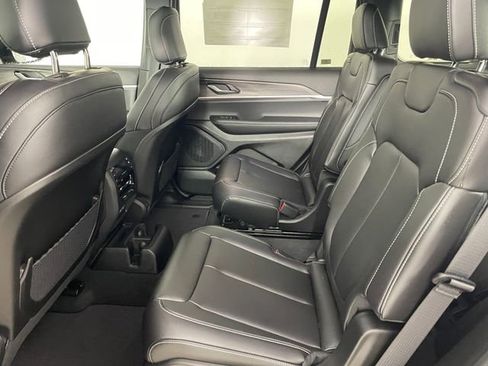 New 2025 Jeep Grand Cherokee L Limited w/ Trailer Tow Package AWD/4WD image 4
