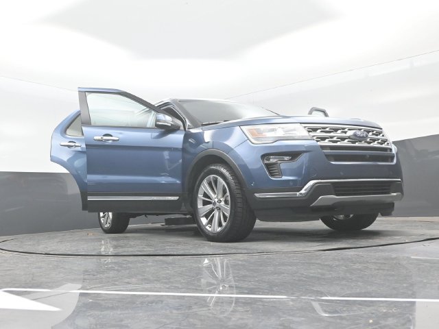 Certified 2018 Ford Explorer Limited w/ Equipment Group 301A AWD/4WD image 32