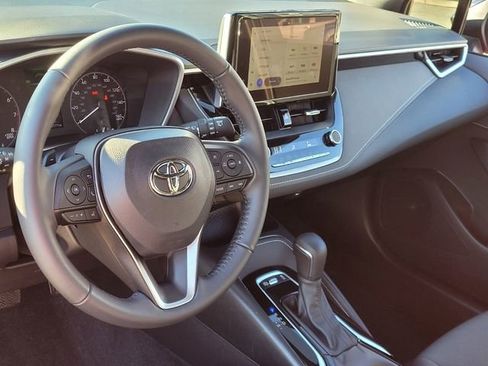 Used 2024 Toyota Corolla SE image 11