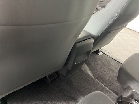 New 2026 Nissan Frontier S image 41