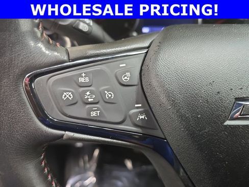 Used 2022 Chevrolet Equinox RS w/ RS Leather Package image 17