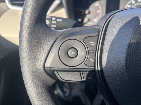 Used 2024 Toyota Corolla LE image 18