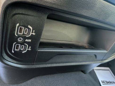 Used 2024 RAM 2500 Big Horn image 27