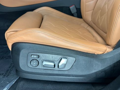 Used 2023 BMW X5 xDrive40i w/ M Sport Package AWD/4WD image 14