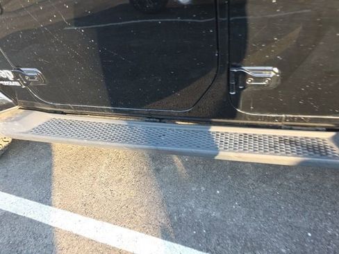 Used 2020 Jeep Wrangler Unlimited Sahara image 50