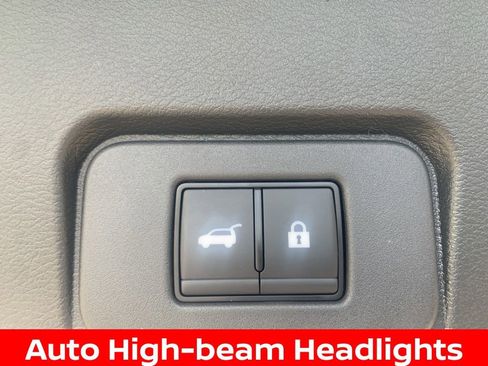 Certified 2025 Nissan Rogue SL w/ Tech Package AWD/4WD image 14