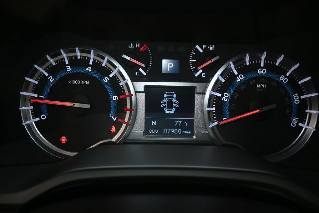 Used 2019 Toyota 4Runner SR5 RWD image 8
