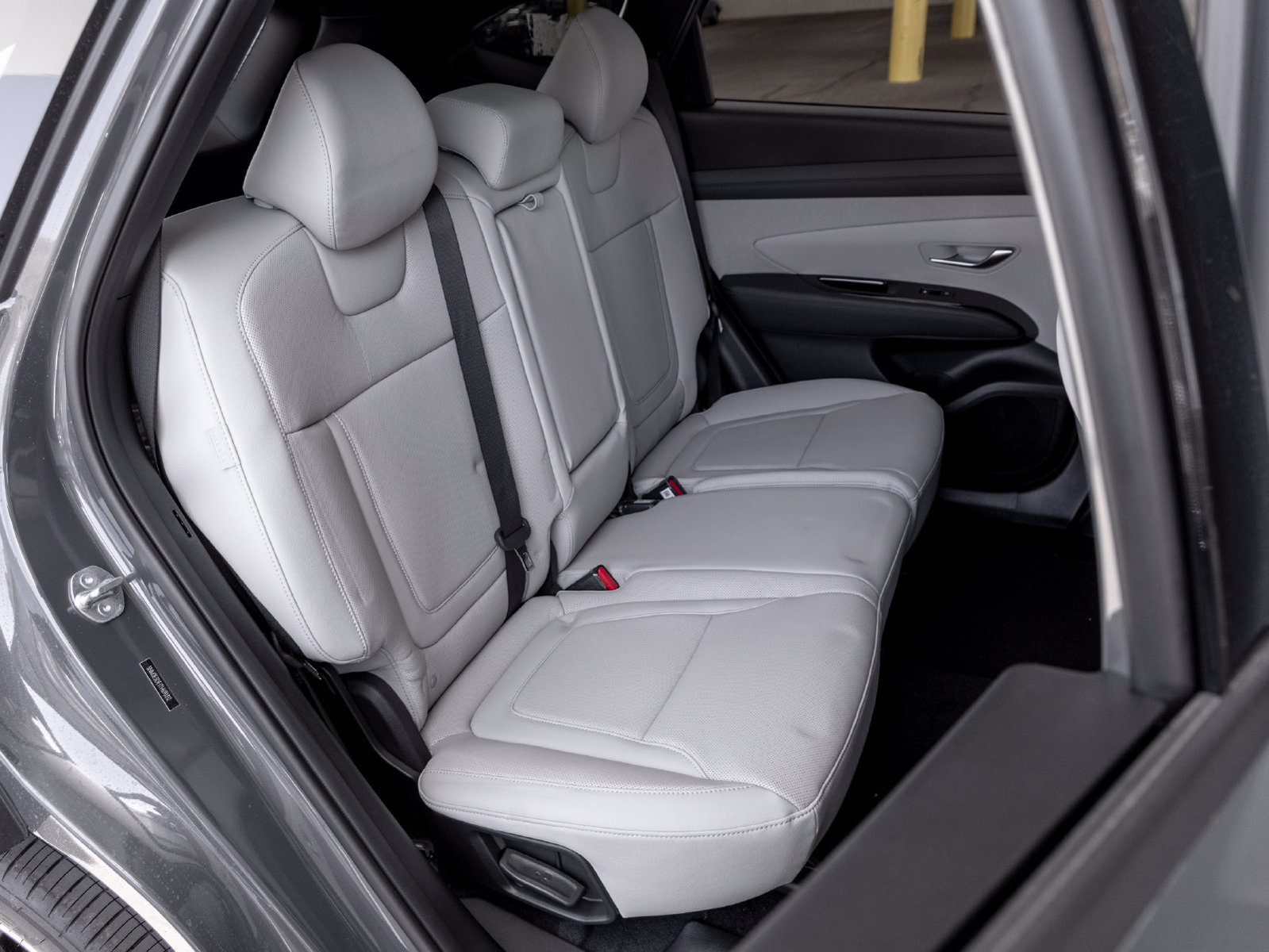 New 2026 Hyundai Tucson Limited FWD image 23