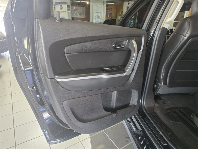Used 2009 GMC Acadia SLT AWD/4WD image 9