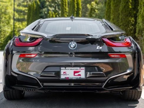 Used 2020 BMW i8 Coupe AWD/4WD image 24