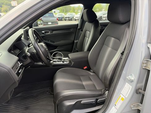 Certified 2025 Honda Civic Sport image 10