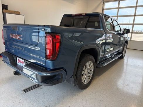 Used 2025 GMC Sierra 1500 Denali AWD/4WD image 9