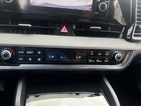 Used 2023 Kia Sportage LX image 24