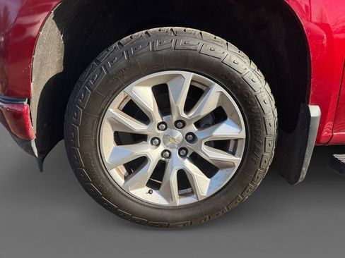 Used 2021 Chevrolet Silverado 1500 Custom image 13