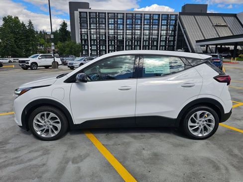 New 2027 Chevrolet Bolt LT w/ Comfort Package FWD image 2