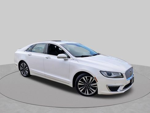 Used 2019 Lincoln MKZ Reserve AWD/4WD image 2