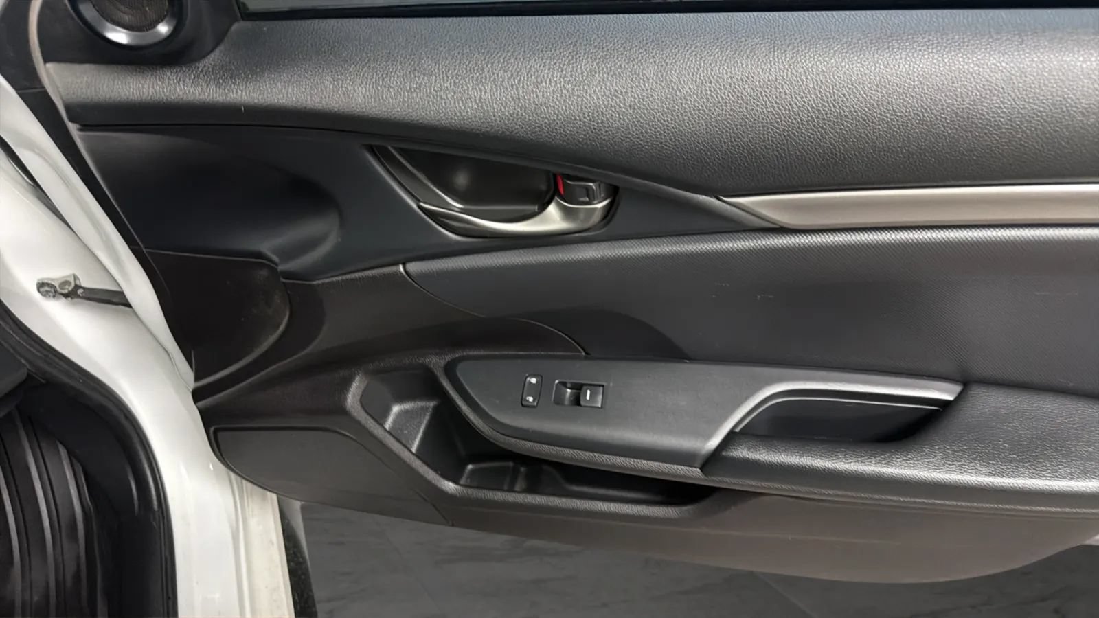 Used 2020 Honda Civic Sport image 18