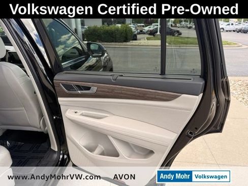 Used 2024 Volkswagen Atlas SEL Premium R-Line AWD/4WD image 19