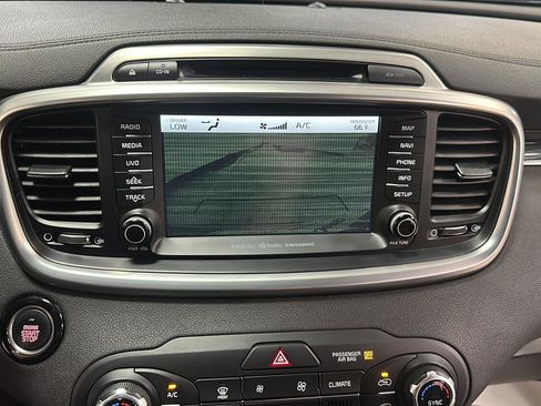 Used 2016 Kia Sorento SX AWD/4WD image 19