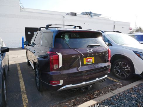 Used 2021 Hyundai Palisade Calligraphy image 4