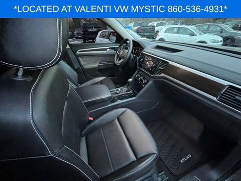 Certified 2022 Volkswagen Atlas SE w/ Panoramic Sunroof Package image 24