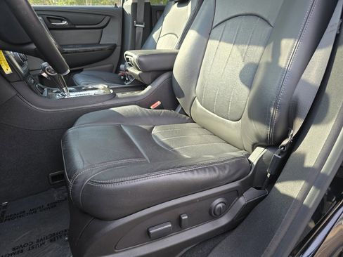 Used 2017 GMC Acadia Limited SLT image 39