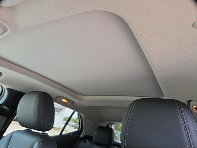 Certified 2023 Buick Encore GX Essence w/ Experience Buick Package FWD image 23