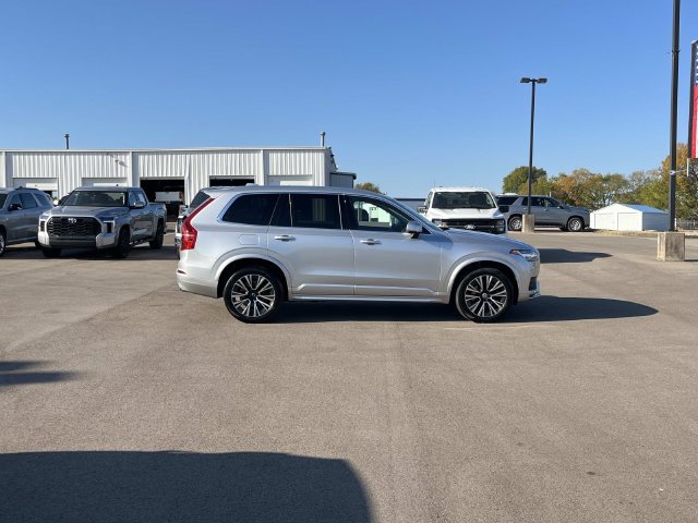 Used 2020 Volvo XC90 T6 Momentum AWD/4WD image 3
