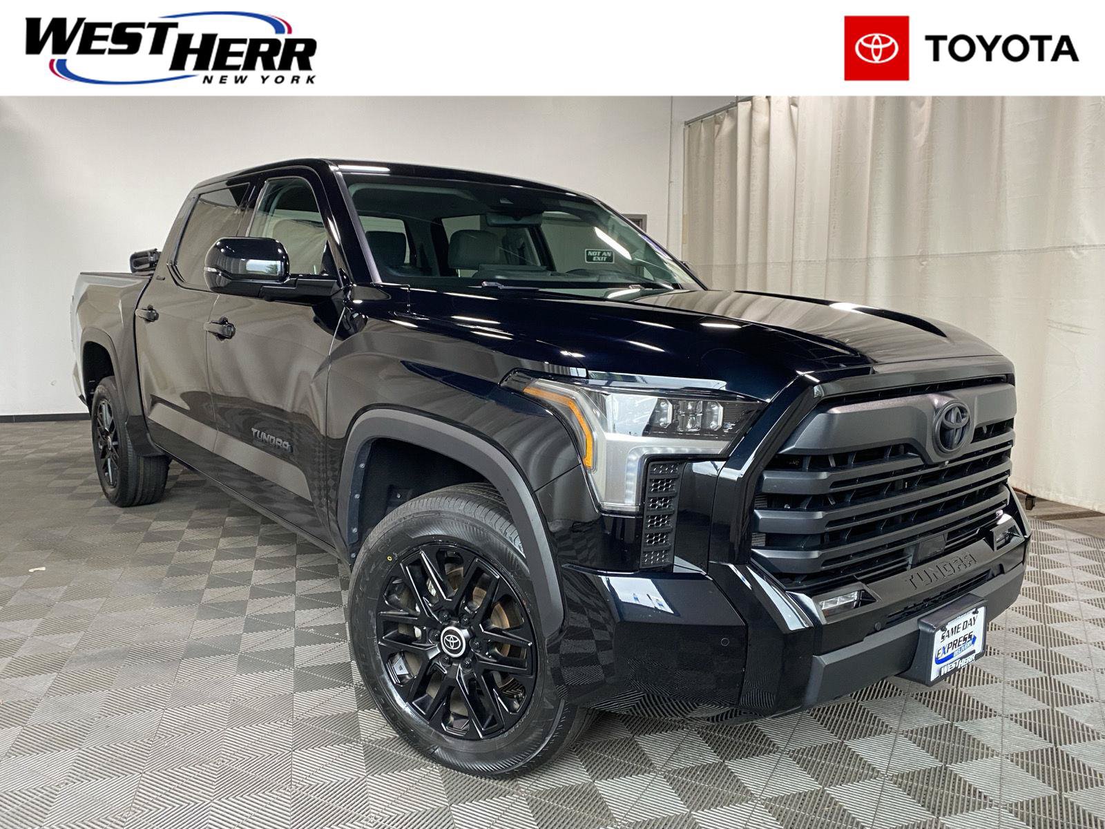 Used 2024 Toyota Tundra Limited AWD/4WD image 1