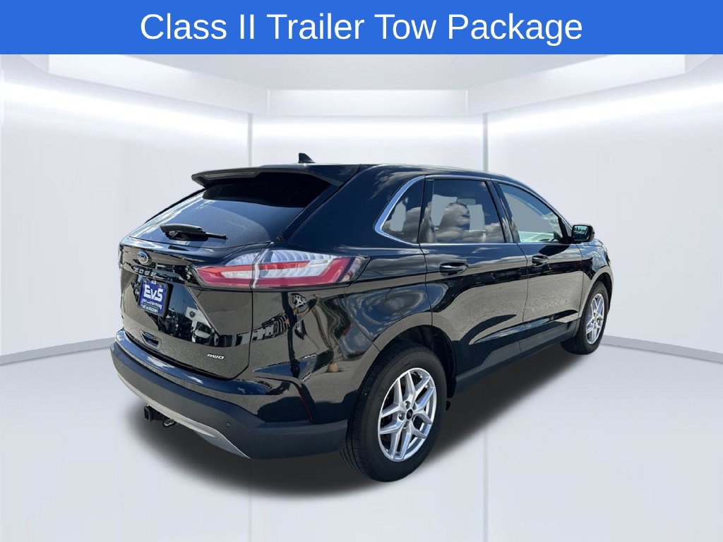 Used 2024 Ford Edge SEL w/ Convenience Package AWD/4WD image 3