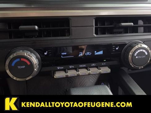 Certified 2025 Toyota Tacoma SR5 AWD/4WD image 20
