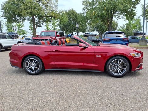 Used 2017 Ford Mustang GT Premium w/ Equipment Group 401A RWD image 6