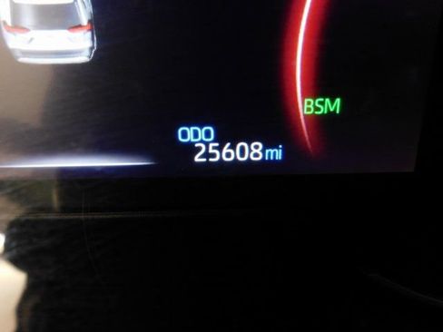 Used 2023 Toyota RAV4 XLE Premium image 40