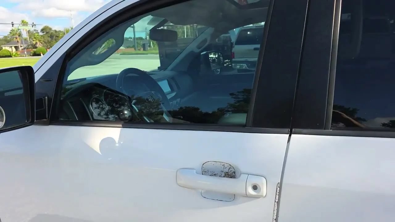 Used 2015 Toyota Sequoia SR5 w/ Premium Package RWD image 62