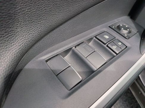 Used 2019 Toyota RAV4 Limited w/ Cold Weather Package FWD image 30