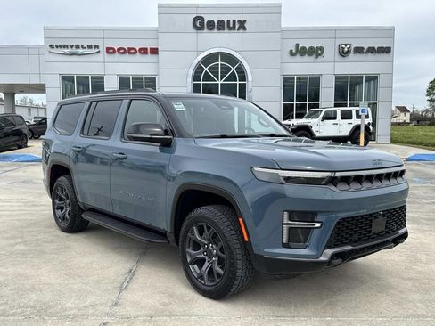 New 2026 Jeep Grand Wagoneer 4WD image 1