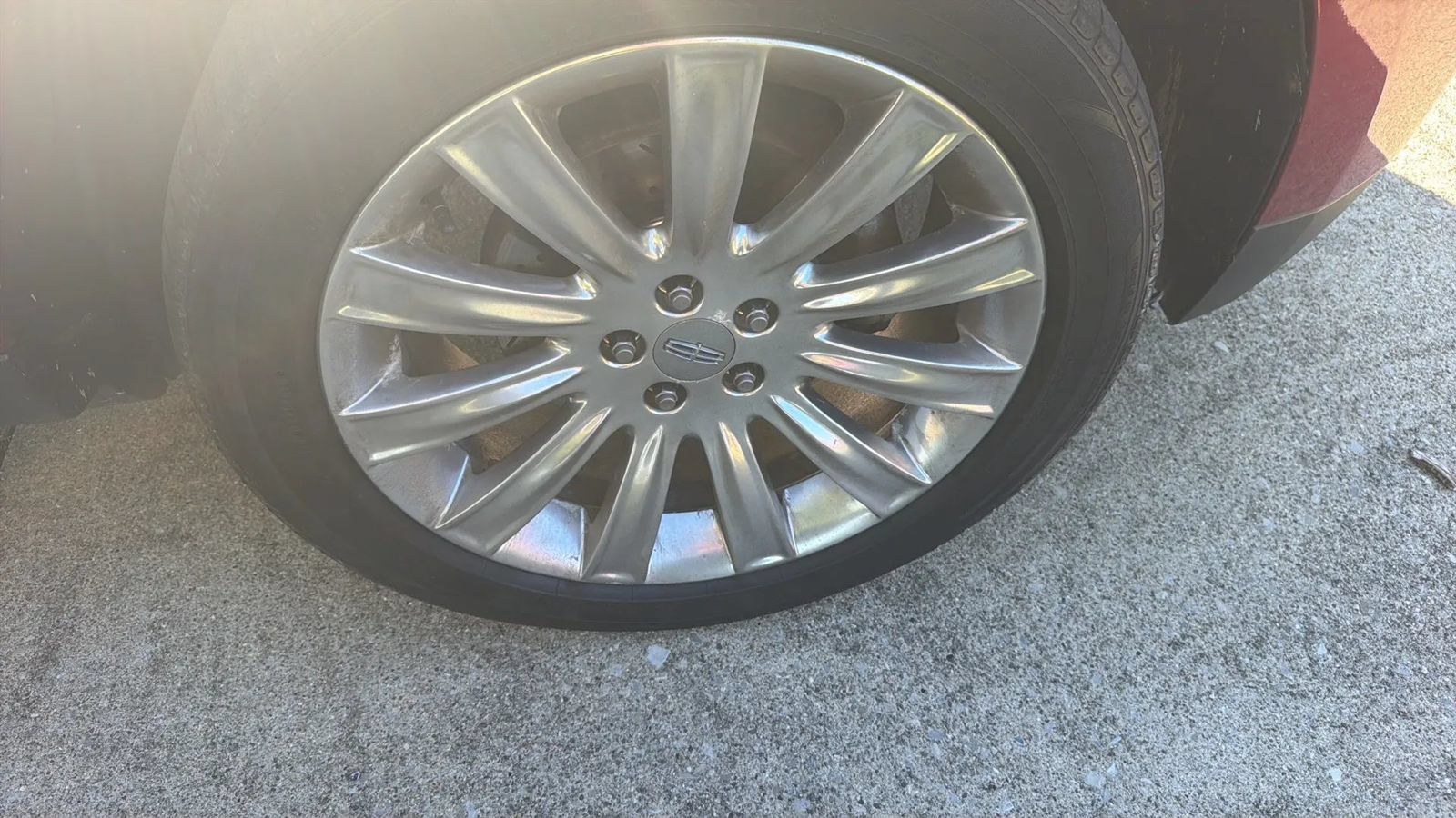 Used 2014 Lincoln MKX AWD w/ Equipment Group 102A image 19