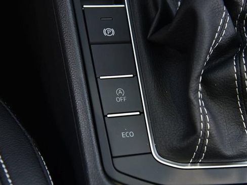 New 2026 Volkswagen Jetta SE FWD image 18